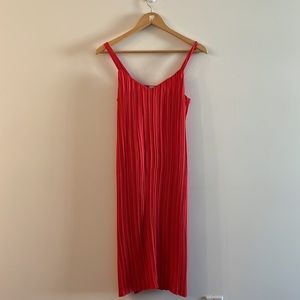 Little Moon Pleated Midi Dress